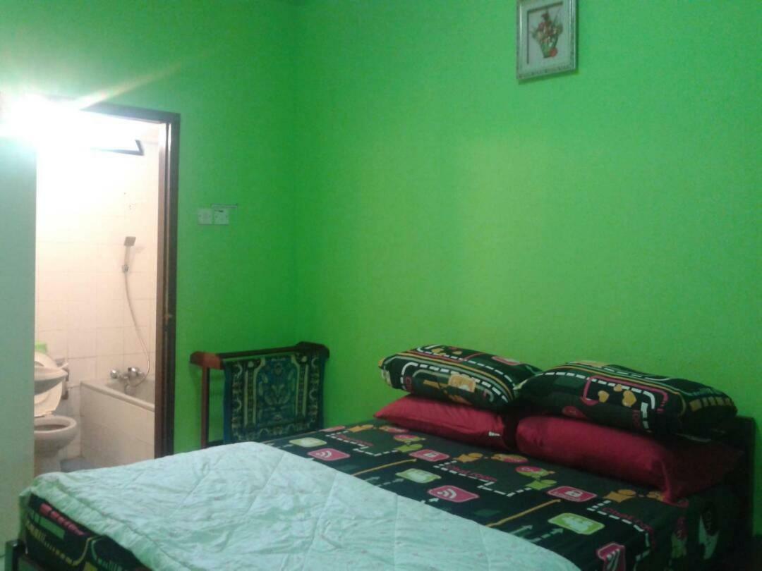 Seri Lagenda Apartment กัวห์ ภายนอก รูปภาพ